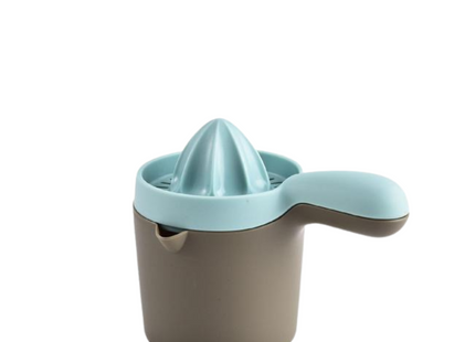 Citrus Juicer With Holder